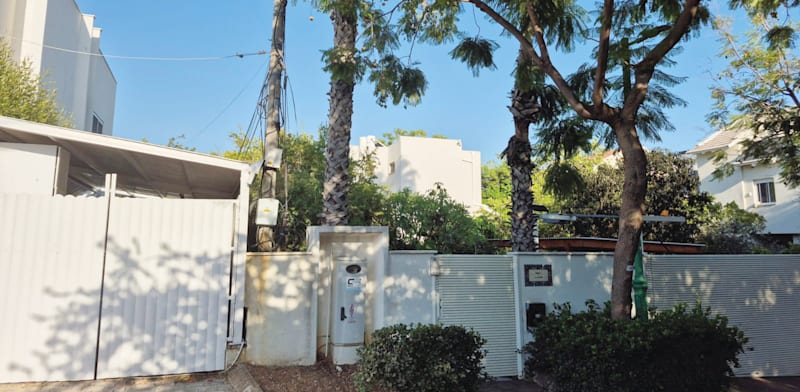 "שכונת כפר גנים, פתח תקווה / צילום: Shutterstock"