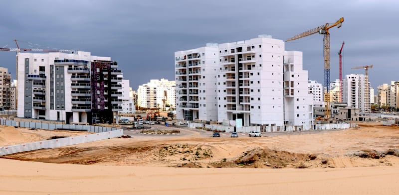 "בנייה בחולון / צילום: Shutterstock"