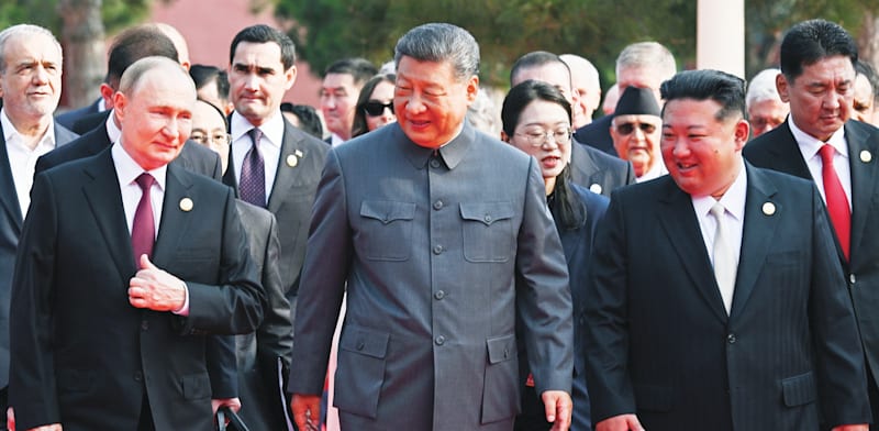 "מימין: קים ג׳ונג און, שי ג'ינפינג וולדימיר פוטין / צילום: ap, Sergei Bobylev"