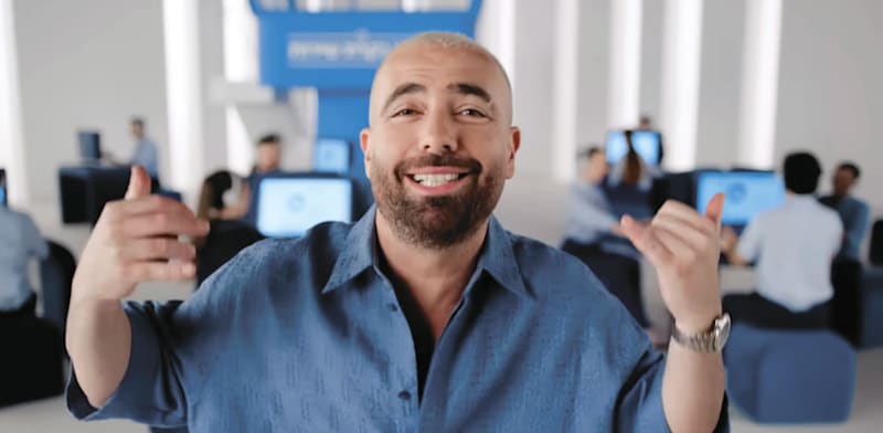 עומר אדם בקמפיין לאומי / צילום: צילום מסך מיוטיוב