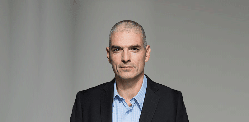 "אורן מונטל, מנהל השקעות כספי עמיתים במנורה מבטחים / צילום: רמי זרנגר"