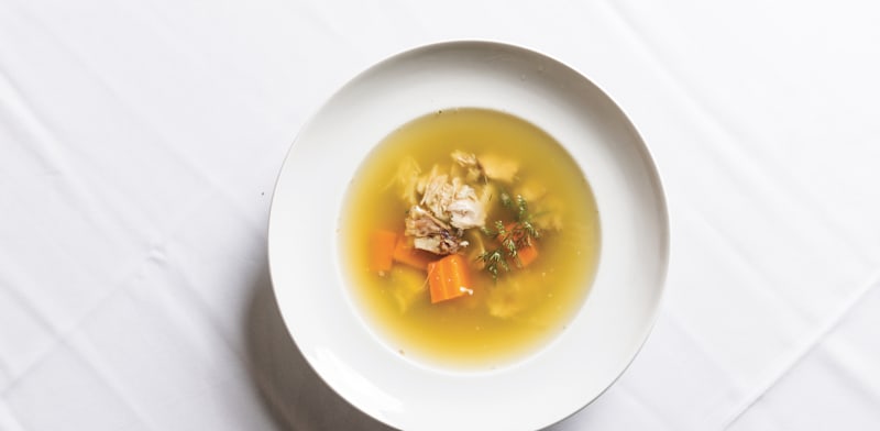 "מרק עוף / צילום: שני בריל"