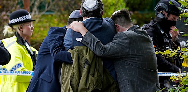 "זירת הפיגוע בבריטניה / צילום: ap, Peter Byrne"