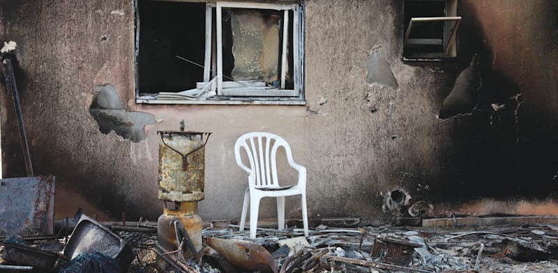 "להרוס כדי לפתוח דף חדש או להשאיר כדי ''לזכור ולעולם לא לשכוח''? כפר עזה / צילום: Reuters, EVELYN HOCKSTEIN"