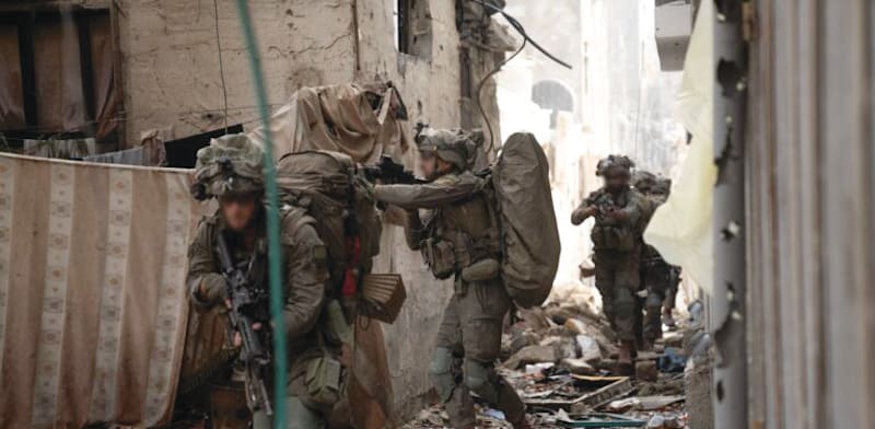 "''אחרי 7 באוקטובר כבר אין שאלה בדבר נחיצות צבא היבשה''. כוחות חי''ר בעזה / צילום: דובר צה''ל"