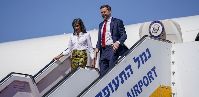 סגן נשיא ארה''ב ג'יי די ואנס בנתב''ג / צילום: Reuters, Nathan Howard