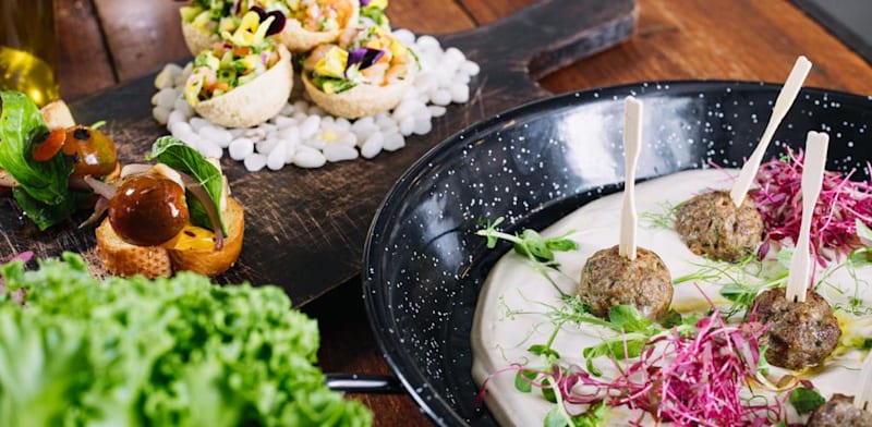 "עגלת הקפה Wide Open / צילום: אסף קרלה"