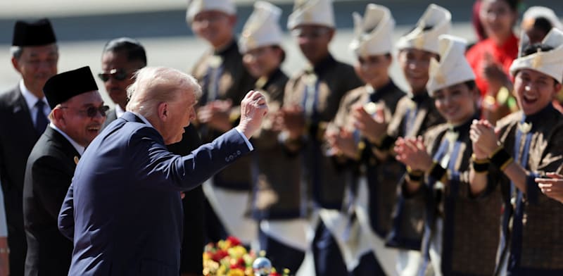 "נשיא ארה''ב דונלד טראמפ בטקס קבלת-הפנים במלזיה / צילום: Reuters"