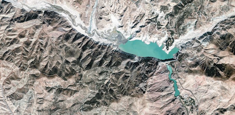 "סכר מרכזי באיראן שנפגע מהבצורת / צילום: Reuters, Vantor"