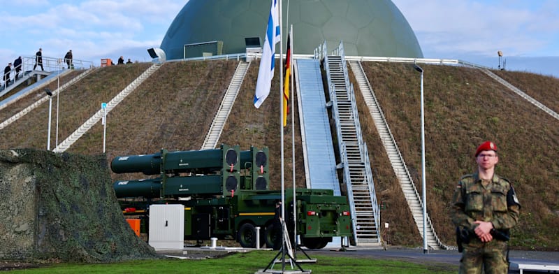 "טקס קבלת מערכת חץ 3 בגרמניה / צילום: Reuters, Jan Woitas/dpa"