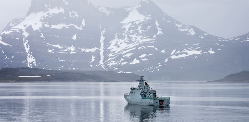 ספינה של נאט''ו שטה באזור הארקטי / צילום: Shutterstock