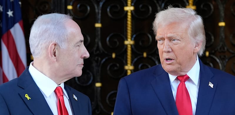 "דונלד טראמפ ובנימין נתניהו בפגישתם במאר-א-לגו / צילום: AP, Alex Brandon"