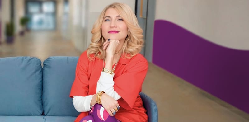 כוכבה עוברת לסגול: קופ