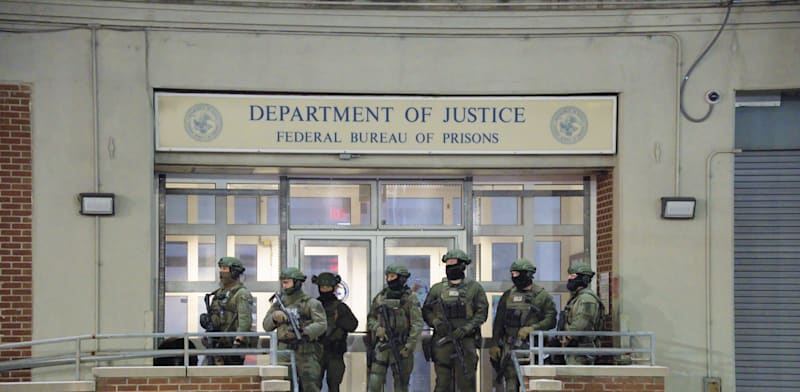 "בית המעצר בברוקלין בתחילת ינואר, בסמוך להגעת מדורו / צילום: Shutterstock"