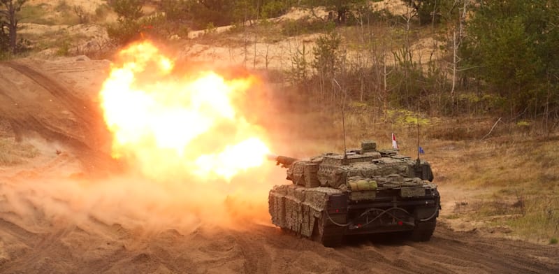 הטנק הפופולרי ביותר בעולם. טנק לאופרד הגרמני / צילום: Reuters, ZUMA Press Wire