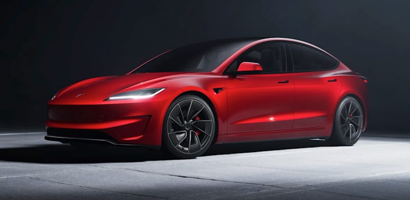 טסלה מודל 3 RWD לונג ריינג' / צילום: יח''צ