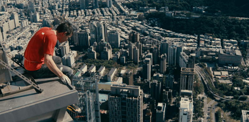 "השבוע. לנצח את הפחד עבור מעסיק / צילום: באדיבות נטפליקס Skyscraper Live"