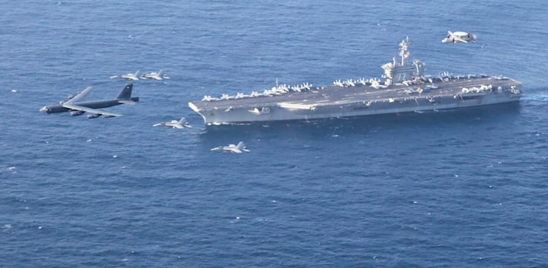 "נושאת המטוסים האמריקאית אברהם לינקולן / צילום: ap, Brian M. Wilbur"