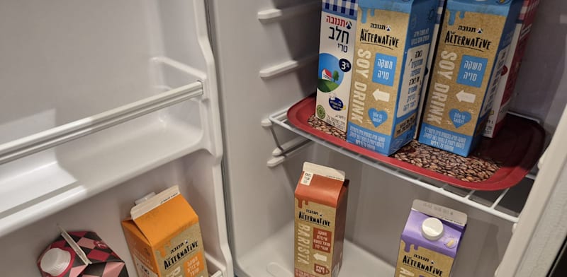 "תחליפי חלב / צילום: דרור מרמור"