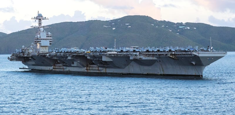 "נושאת המטוסים ג'רלד פורד, עמוסה במטוסי קרב ובכלי טיס אחרים / צילום: Reuters, Christopher Drost/ZUMA Press Wire"