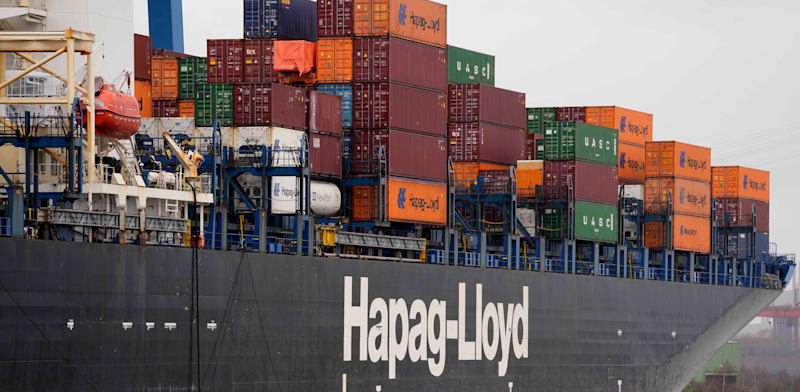 "ספינה של ענקית הספנות הגרמנית הפג-לויד / צילום: ap, Matthias Schrader"