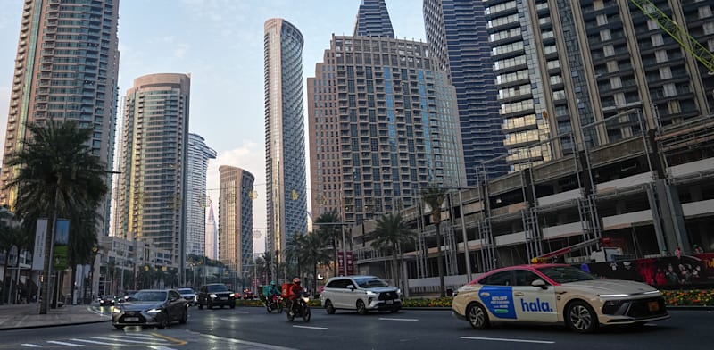 "רחובות דובאי בתחילת השבוע / צילום: ap, Fatima Shbair"