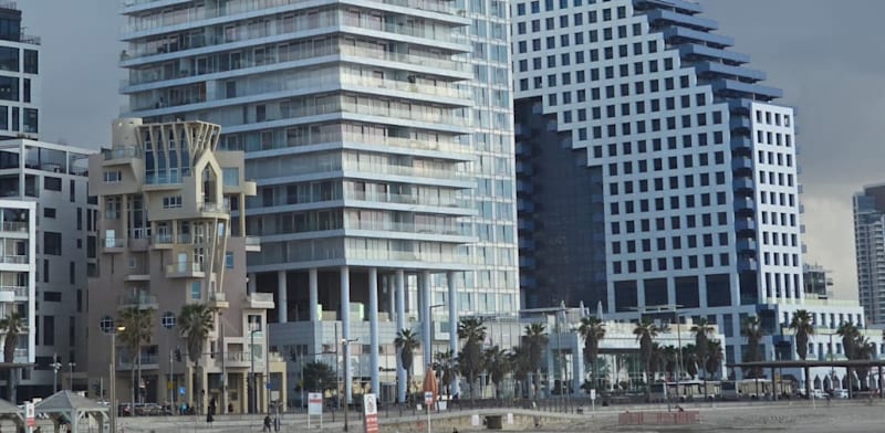 US couple buys Tel Aviv seafront apartment for NIS 17.3m
