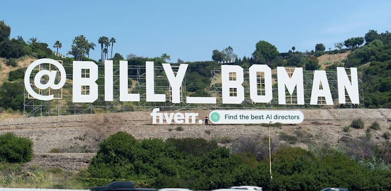 השלט של פייבר על גבעות הוליווד / צילום: Fiverr