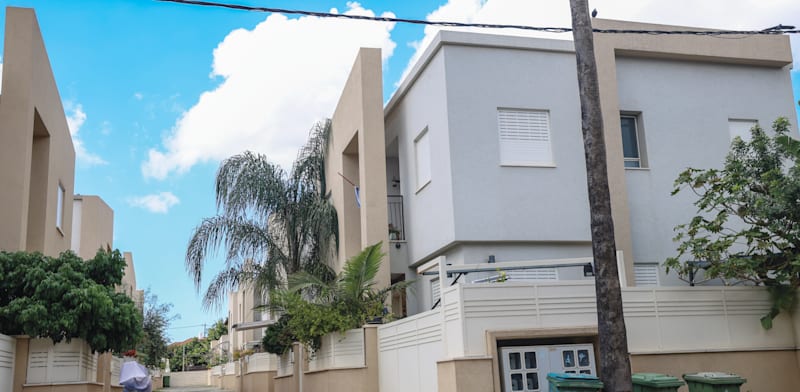 הדקלים 73 במרכז פרדס חנה / צילום: שלומי יוסף