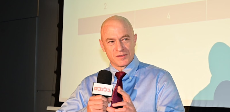 "יורם נוה, מנכ''ל כלל ביטוח, בכנס ההשקעות של גלובס / צילום: תמר מצפי"