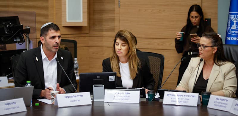 "הוועדה לדיון בהצעת חוק התקשורת, 25.5.26 / צילום: נועם מושקוביץ, דוברות הכנסת"