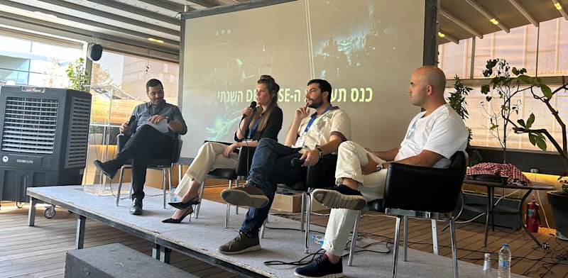 (From right to left): Rotem Kakon, Founding Partner at Stratos Ventures; Aaron Applbaum, Managing Partner at Kinetica; Lital Leshem, Founding Partner at Protego Ventures; and Adv. Ran Cohen, Partner at Amit Pollak Matalon (APM) Law office credit: PR