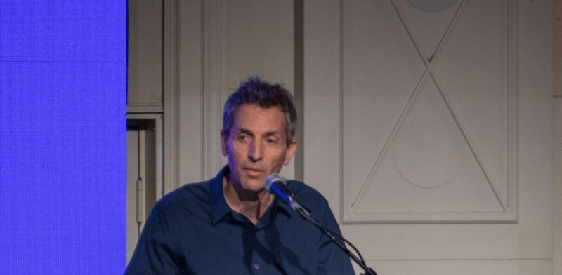 "אורי לוין, מנכ''ל תדהר, בכנס הנדל''ן השנתי של EY ישראל / צילום: טל גולדשטיין"