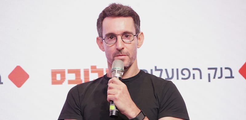 "הזמר והיוצר עברי לידר, בכנס MAD / צילום: כדיה לוי"