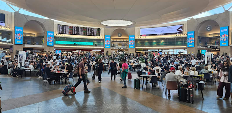 "עומס בנתב''ג באוגוסט האחרון / צילום: פולי טובמן"