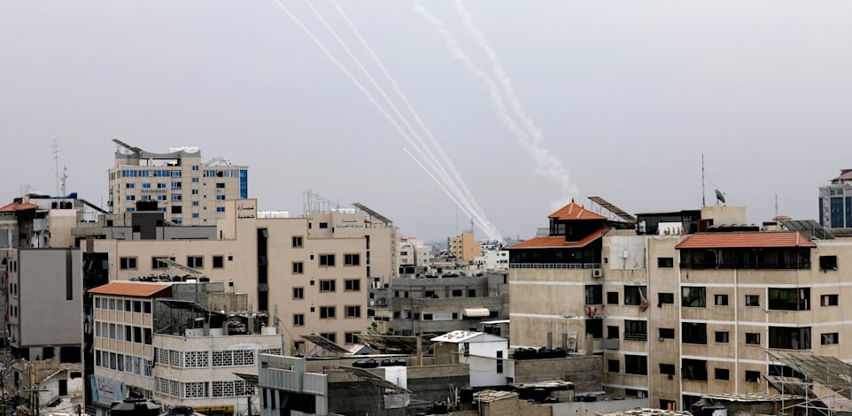 שיגור רקטות מעזה לישראל / צילום: Reuters, Saleh Salem