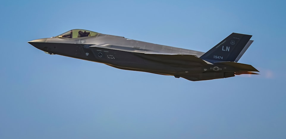 מטוס הקרב F-35 / צילום: Reuters, Nicolas Economou