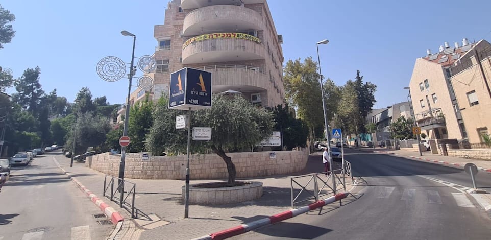 הבניין ברחוב רחל אמנו 34 בשכונת קטמון הישנה בירושלים / צילום: אנגלו סכסון ירושלים