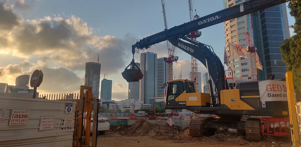 בניה בישראל. חשש ממחסור בפלדה / צילום: הדר רות בשן