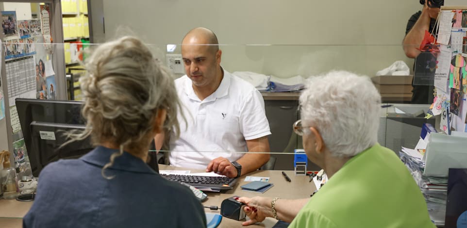 לשכת האוכלוסין בתל אביב / צילום: כדיה לוי