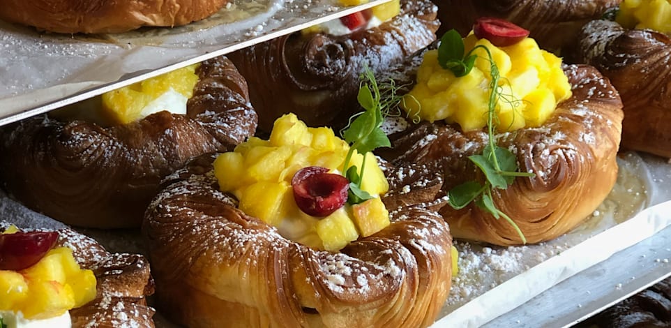 מאפים אצל אווה ובתיה / צילום: מעיין ישראל