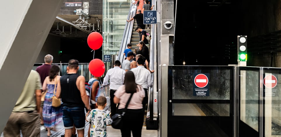 הרכבת הקלה, פתיחת הקו האדום / צילום: יוסי כהן