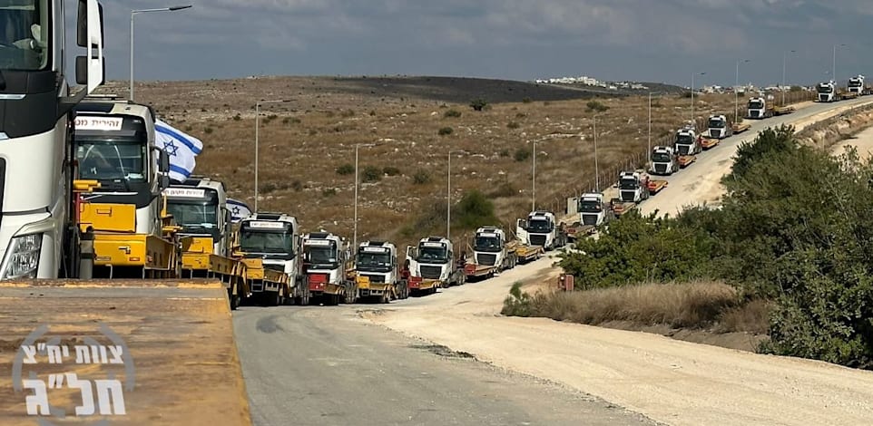 רכבים מגויסים בדרך לשימוש צבאי / צילום: מתוך הפייסבוק של חיל הלוגיסטיקה