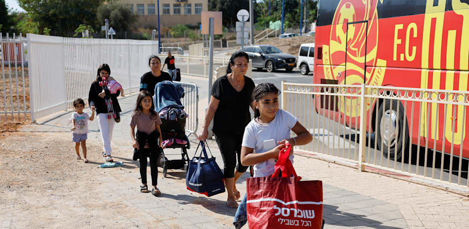 פינוי תושבים משדרות / צילום: Reuters