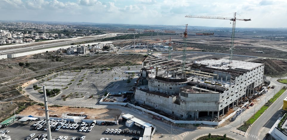 מתחם logix בכפר סבא של החברות צים וקרדן גבע / צילום: מאיר אד