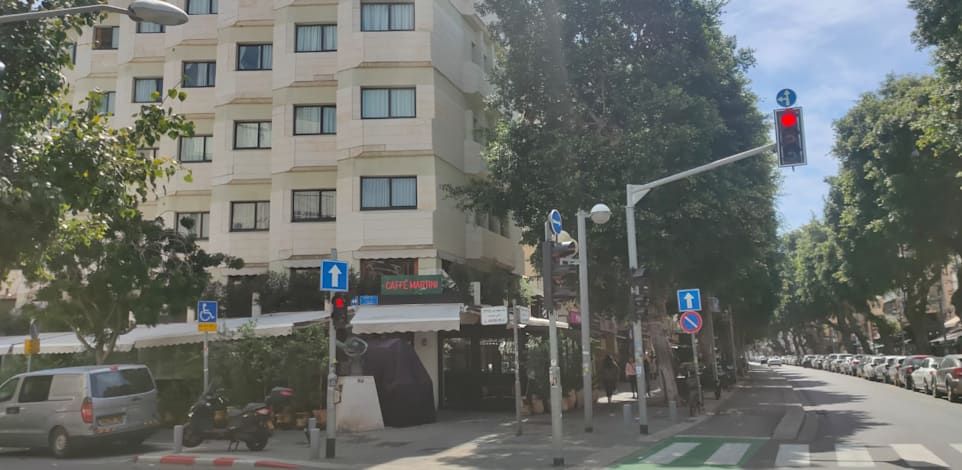 דיזנגוף פינת גורדון, תל אביב / צילום: טלי בוגדנובסקי