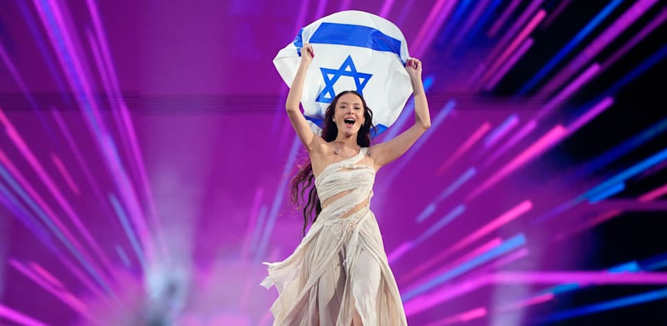 עדן גולן בכניסה לארנה במאלמו, שבדיה, באירוויזיון 2024 / צילום: ap, Martin Meissner