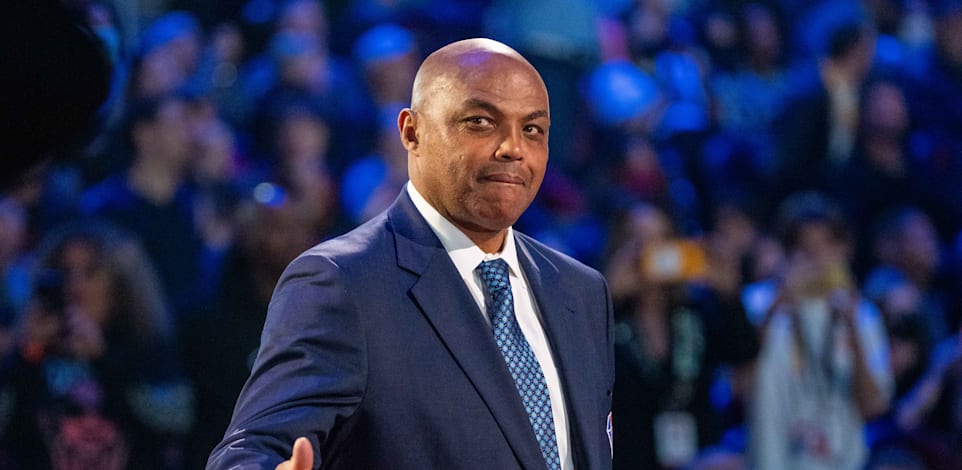 צ'ארלס בארקלי, פרשן בתכנית הסופר–פופולרית Inside The NBA. יזיז משהו? / צילום: Reuters, Kyle Terada