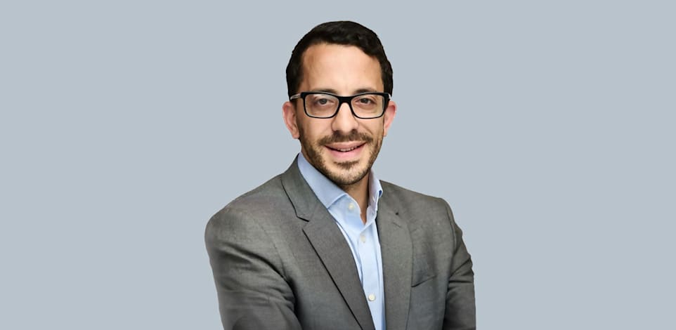דניאל שוויקה, מנהל מחלקת מניות חו''ל במנורה מבטחים / צילום: יח''צ