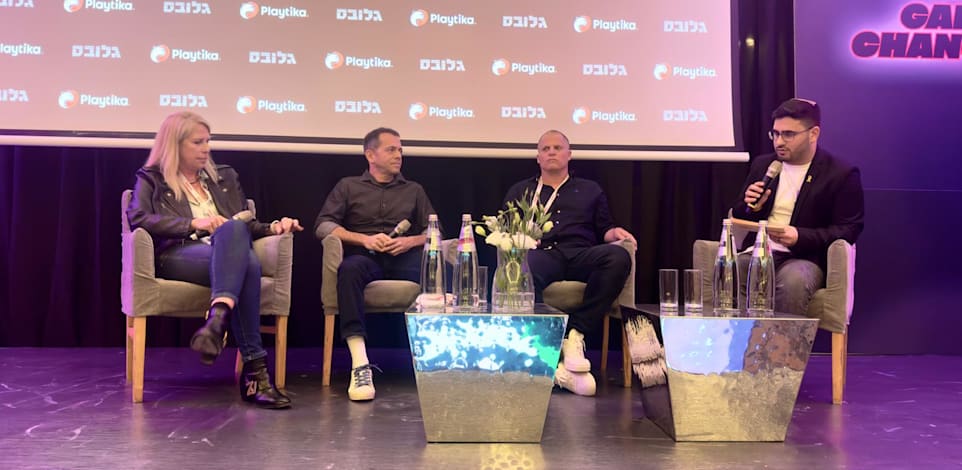 לורה קרן, SVP Marketing פלייטיקה, רן גשרי, סמנכ''ל עסקי טאבולה ומתי יהב, סמנכ''ל שיווק פייבר בפאנל בהנחיית נבו טרבלסי / צילום: כדיה לוי